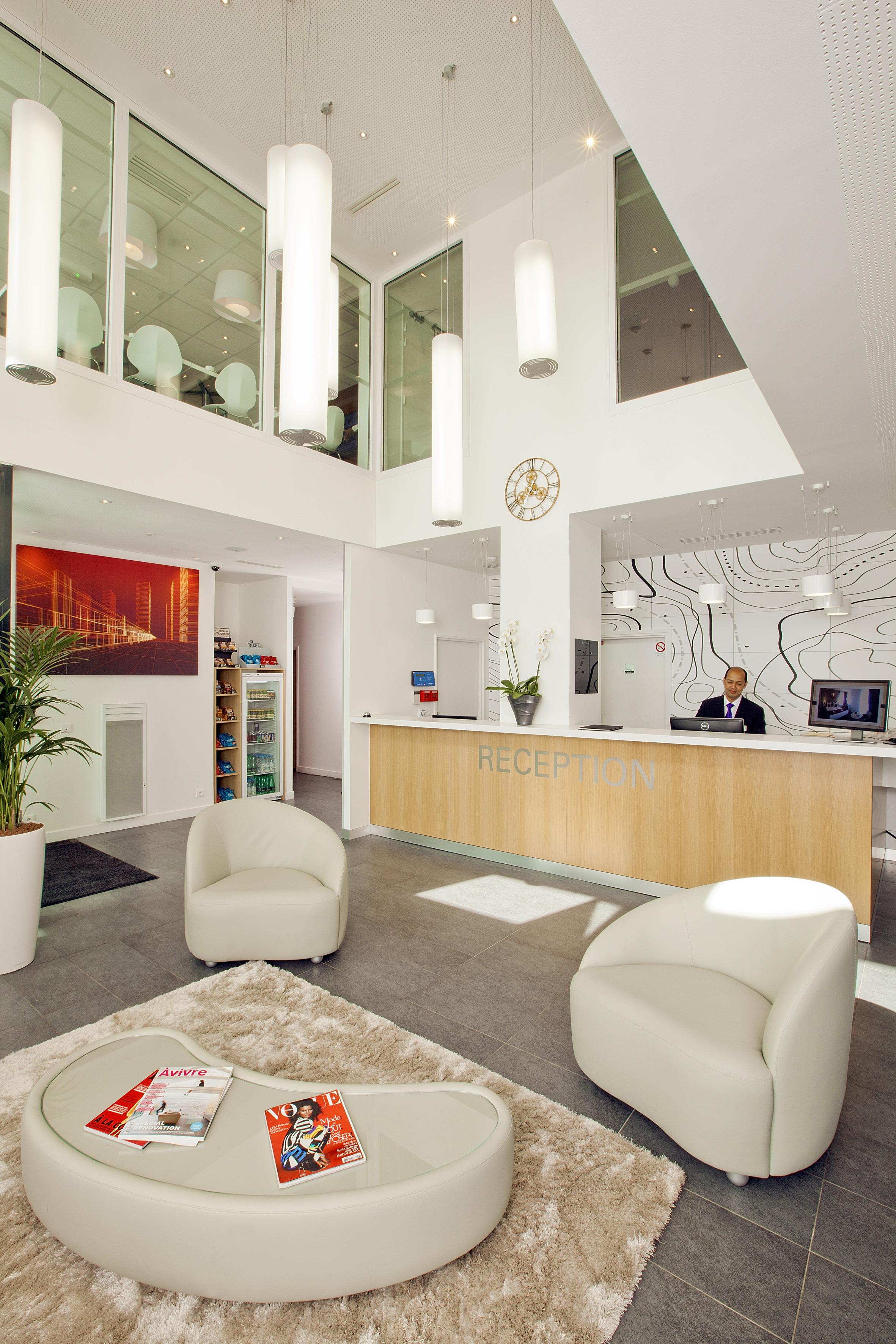 Residhome Nanterre La Defense Exterior photo